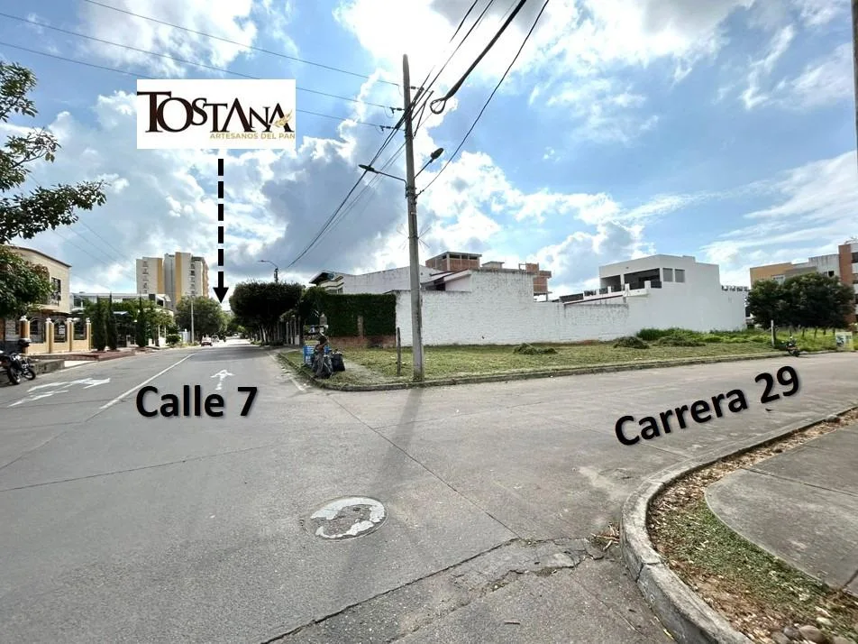 Se Vende Lote Esquinero